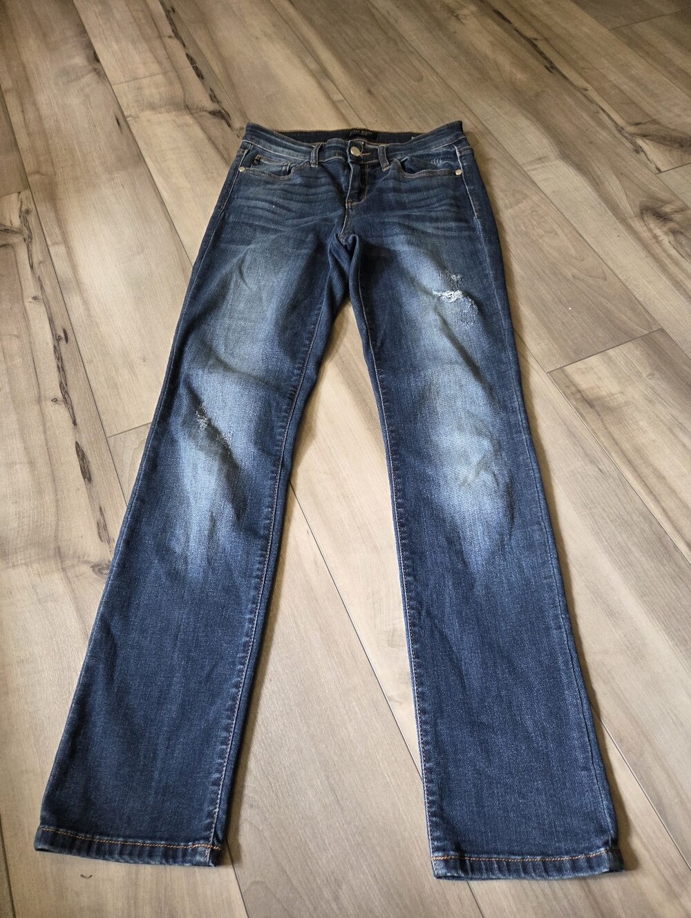 Judy Blue Medium Wash Straight Fit Jeans